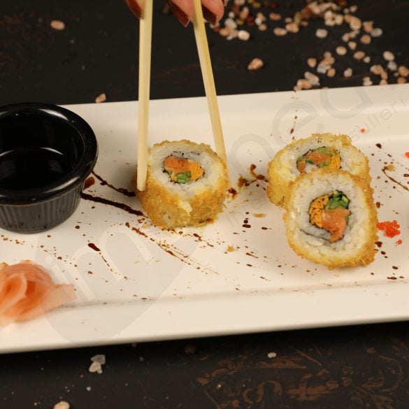Black Plate Sushi Roll Profesyonel Fotoğraf Çekimi